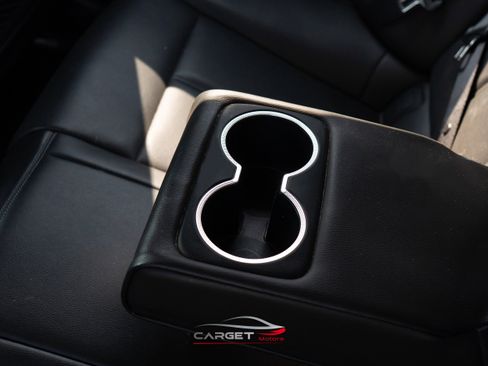 Used 2022 Genesis G70 2.0T image 18