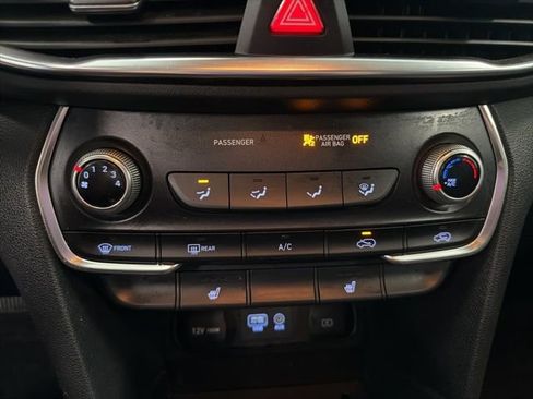 Used 2019 Hyundai Santa Fe SEL image 24