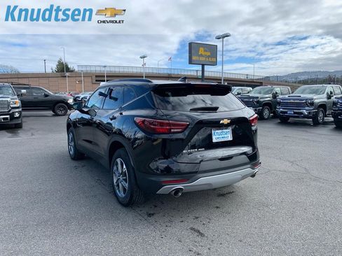 Certified 2024 Chevrolet Blazer LT w/ Convenience Package image 5