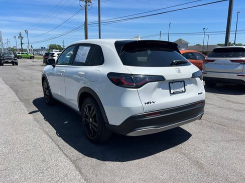 Certified 2026 Honda HR-V Sport image 3