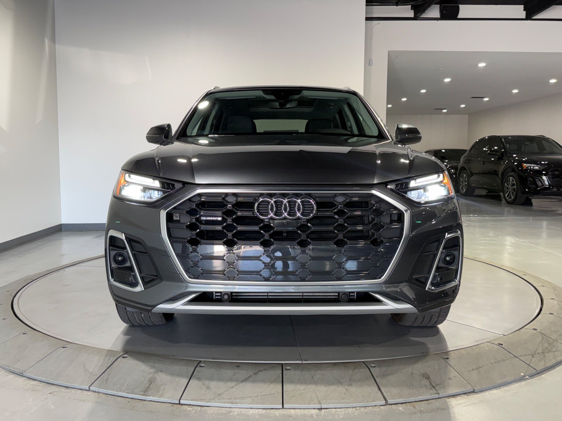 Used 2023 Audi Q5 2.0T Premium Plus w/ Premium Plus Package AWD/4WD image 5
