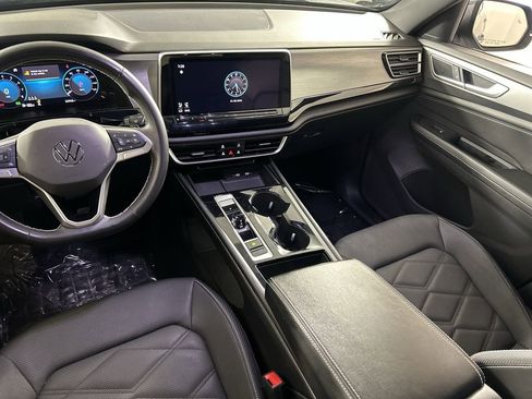 Used 2024 Volkswagen Atlas Cross Sport SE image 22