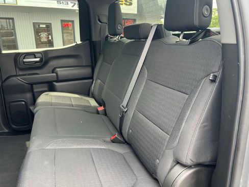 Used 2021 Chevrolet Silverado 1500 LT AWD/4WD image 19