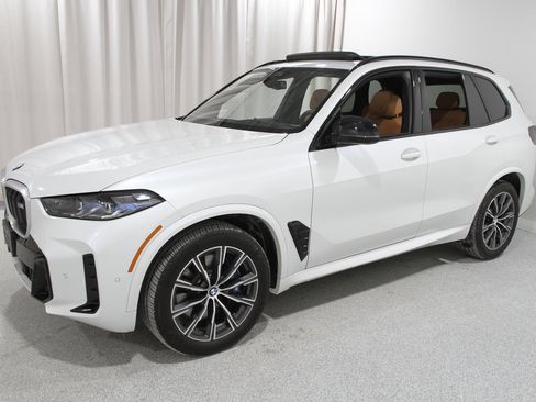Certified 2026 BMW X5 M60i image 3