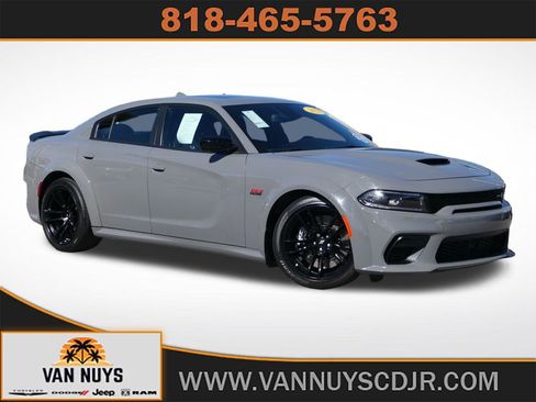 Used 2023 Dodge Charger Scat Pack image 1
