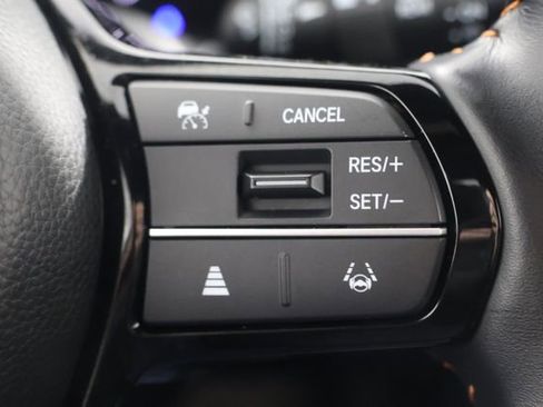 Certified 2025 Honda HR-V Sport image 12