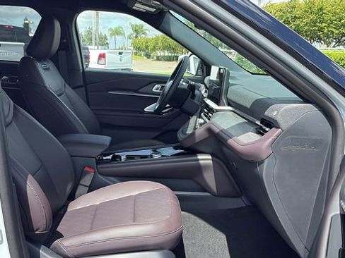 New 2026 Ford Explorer Platinum RWD image 11