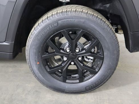 New 2026 Jeep Grand Cherokee Altitude image 47