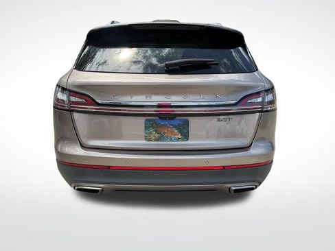 Used 2019 Lincoln Nautilus FWD image 7