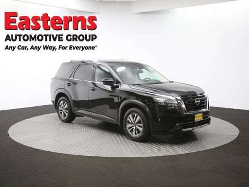 Used 2022 Nissan Pathfinder SL image 51
