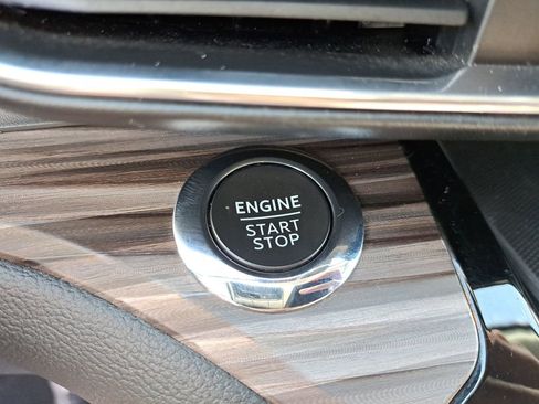 Used 2022 Ford Explorer Limited image 26