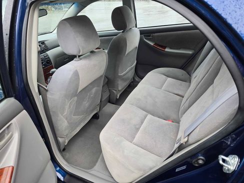 Used 2005 Toyota Corolla LE image 18