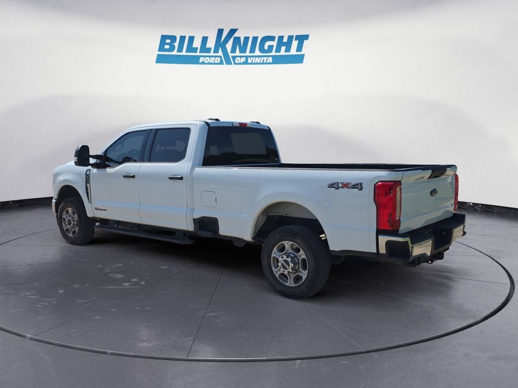 Used 2026 Ford F350 XLT AWD/4WD image 3