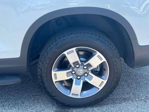 Used 2025 Honda Ridgeline RTL image 9
