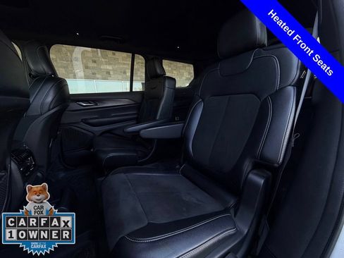 Used 2024 Jeep Grand Cherokee L Altitude AWD/4WD image 23