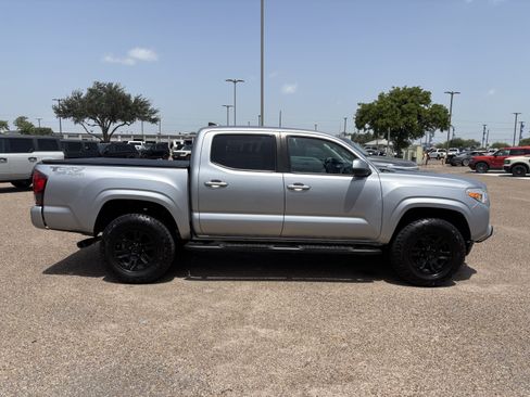 Used 2021 Toyota Tacoma SR w/ SR Convenience Package RWD image 4