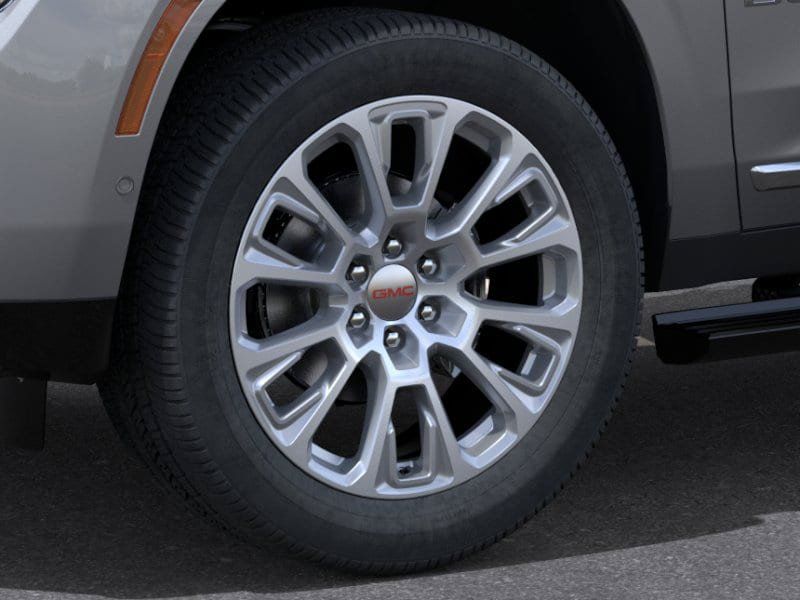 New 2026 GMC Yukon Denali w/ Denali Reserve Package RWD image 9