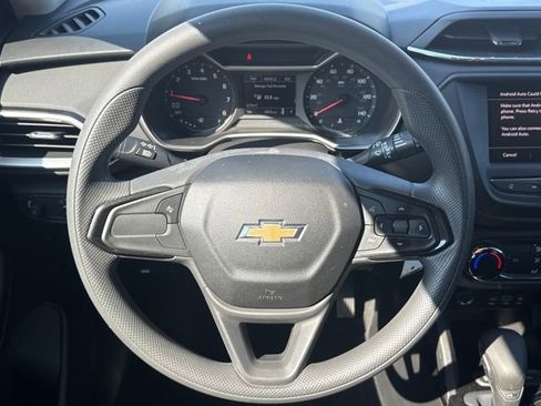 Used 2021 Chevrolet TrailBlazer LS image 14