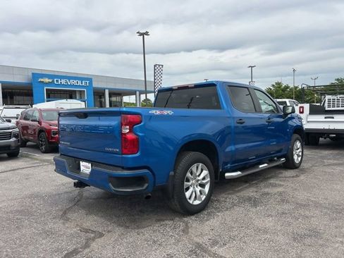 Used 2023 Chevrolet Silverado 1500 Custom AWD/4WD image 3