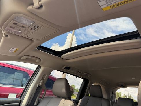 Used 2014 Honda Odyssey EX-L image 27