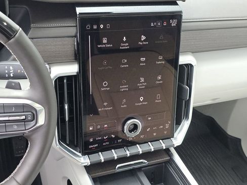 Used 2024 GMC Acadia Denali w/ Super Cruise Package image 26