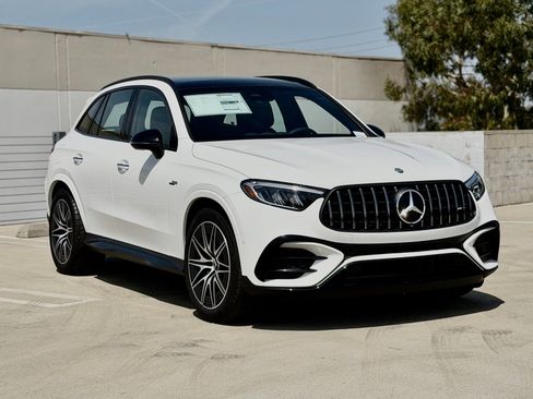 New 2026 Mercedes-Benz GLC 43 AMG 4MATIC image 7