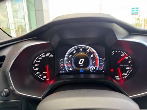Used 2019 Chevrolet Corvette Stingray Coupe w/ 1LT RWD image 10