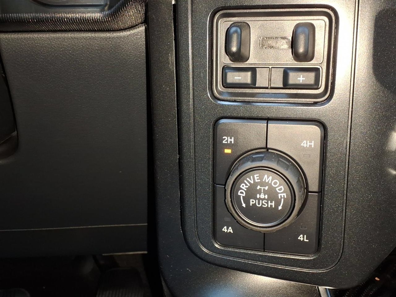 New 2026 Ford F150 Raptor AWD/4WD image 11