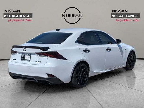 Used 2019 Lexus IS 300 F Sport w/ F Sport Package image 5