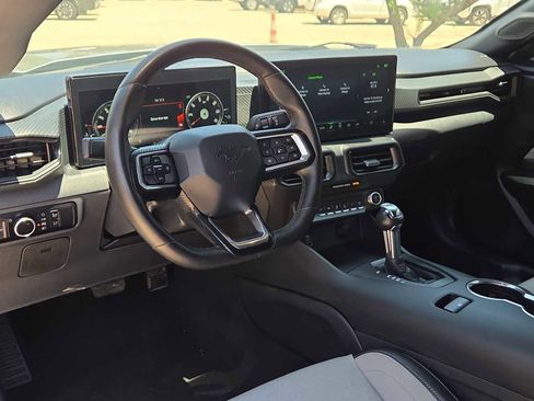 Used 2024 Ford Mustang Convertible RWD image 14