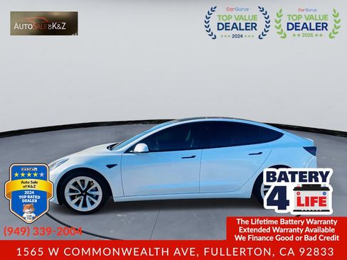 Used 2022 Tesla Model 3 Long Range AWD/4WD image 3