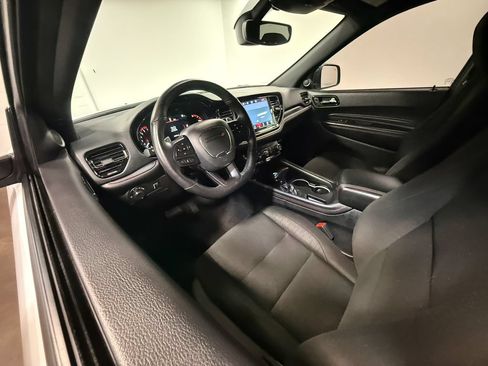 Used 2025 Dodge Durango GT AWD/4WD image 2