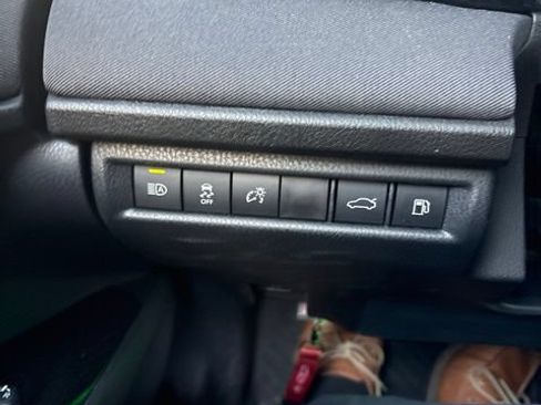 Used 2026 Toyota Camry LE w/ Convenience Package FWD image 19