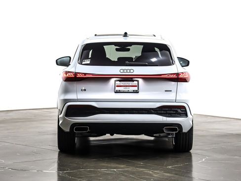New 2025 Audi Q5 Prestige image 3
