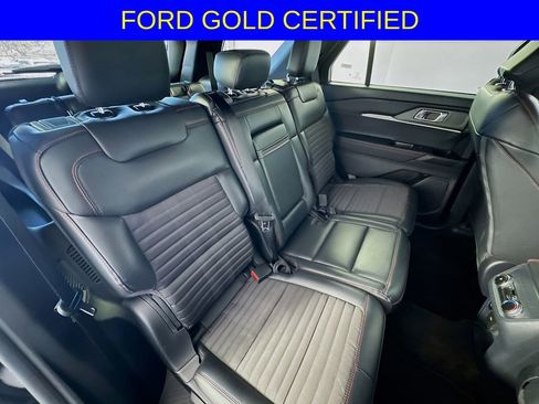 Certified 2025 Ford Explorer ST-Line w/ ST-Line Street Pack image 28