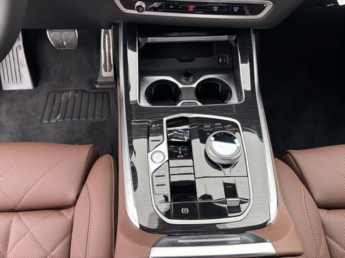 New 2026 BMW X7 xDrive40i image 18