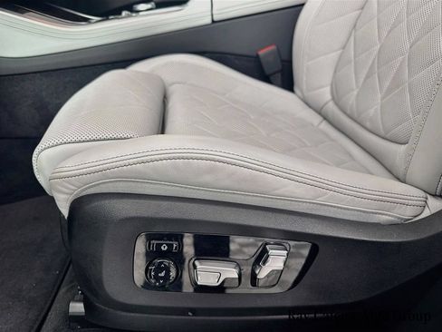 Used 2026 BMW X5 xDrive40i w/ Climate Comfort Package AWD/4WD image 20