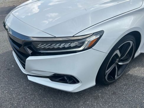 Used 2022 Honda Accord Sport image 7
