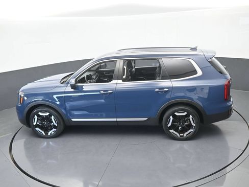 Used 2024 Kia Telluride S FWD image 54