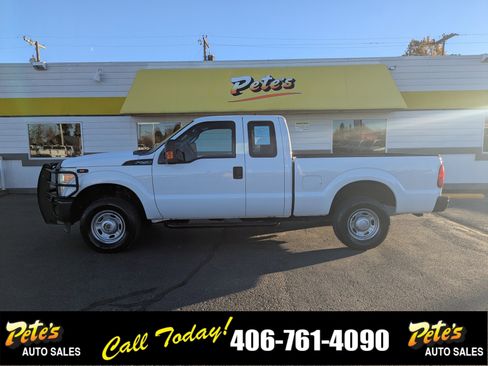 Used 2011 Ford F250 XL image 1
