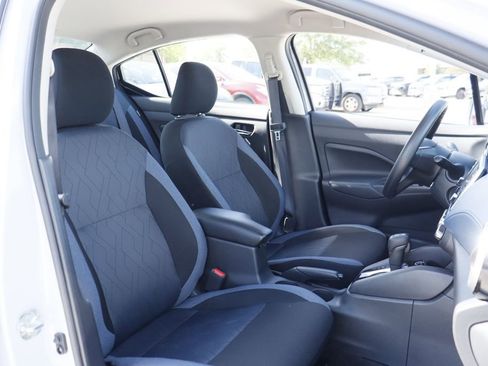 Used 2025 Nissan Versa SV FWD image 22