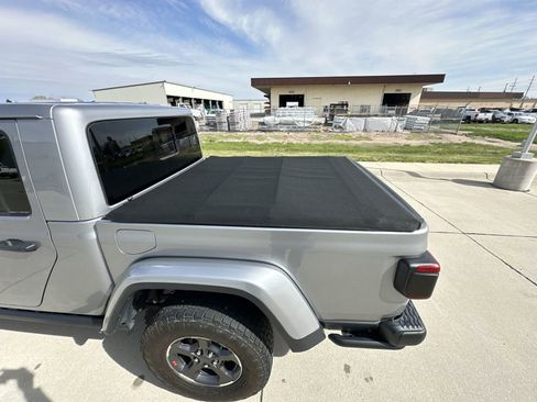 Used 2020 Jeep Gladiator Rubicon AWD/4WD image 35