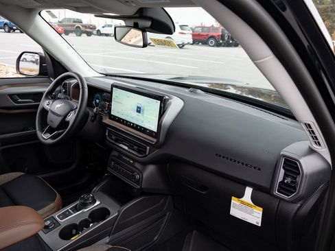 New 2025 Ford Bronco Sport Outer Banks w/ Outer Banks Tech Package+ AWD/4WD image 21
