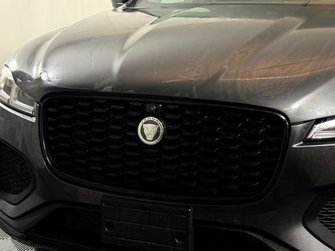 New 2026 Jaguar F-PACE R-Dynamic S image 10