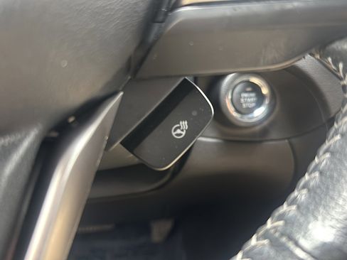 Used 2022 Subaru Ascent Limited w/ Technology Package image 40