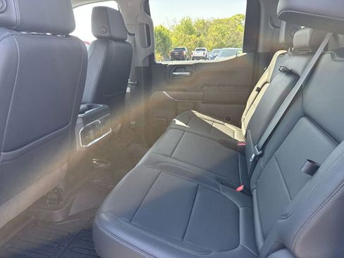 Certified 2022 GMC Sierra 1500 SLT w/ SLT Convenience Package image 32