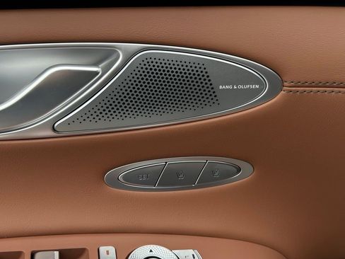 New 2026 Genesis GV70 2.5T Advanced image 27