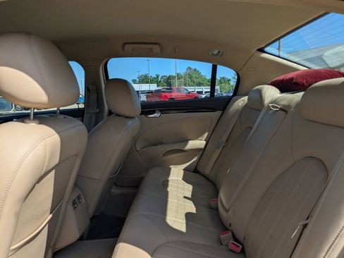 Used 2011 Buick Lucerne CXL w/ Driver Confidence Package image 9