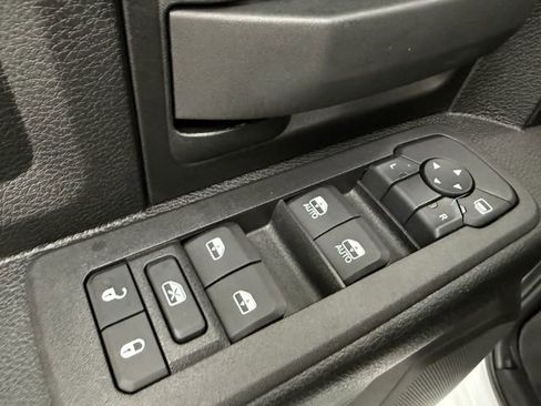 Used 2006 Toyota Tundra SR5 image 27