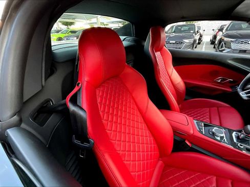 Certified 2023 Audi R8 V10 performance image 17